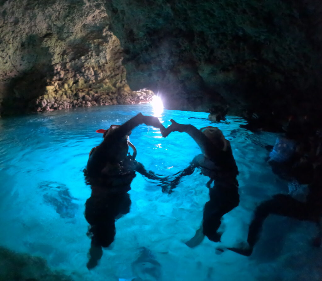 青の洞窟　シュノーケリング
